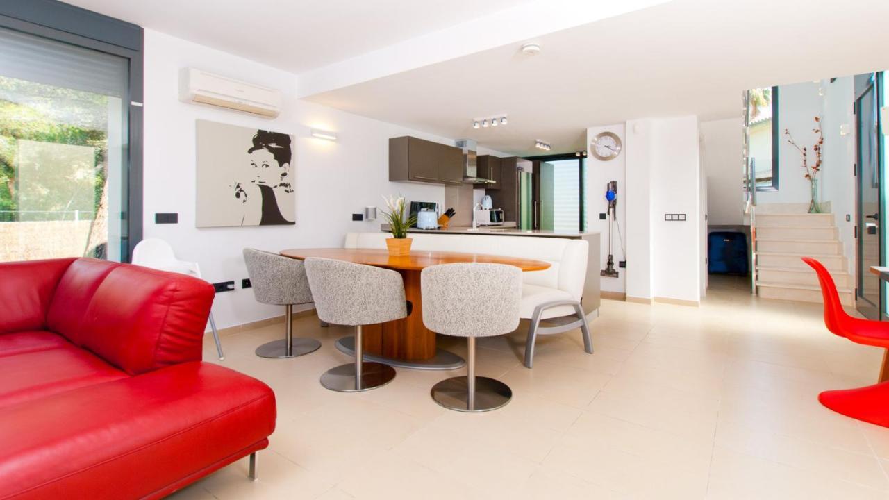 Villa Pam Beach House Playa De Muro - 200M To Beach With Hot Tub Alcudia  Eksteriør billede