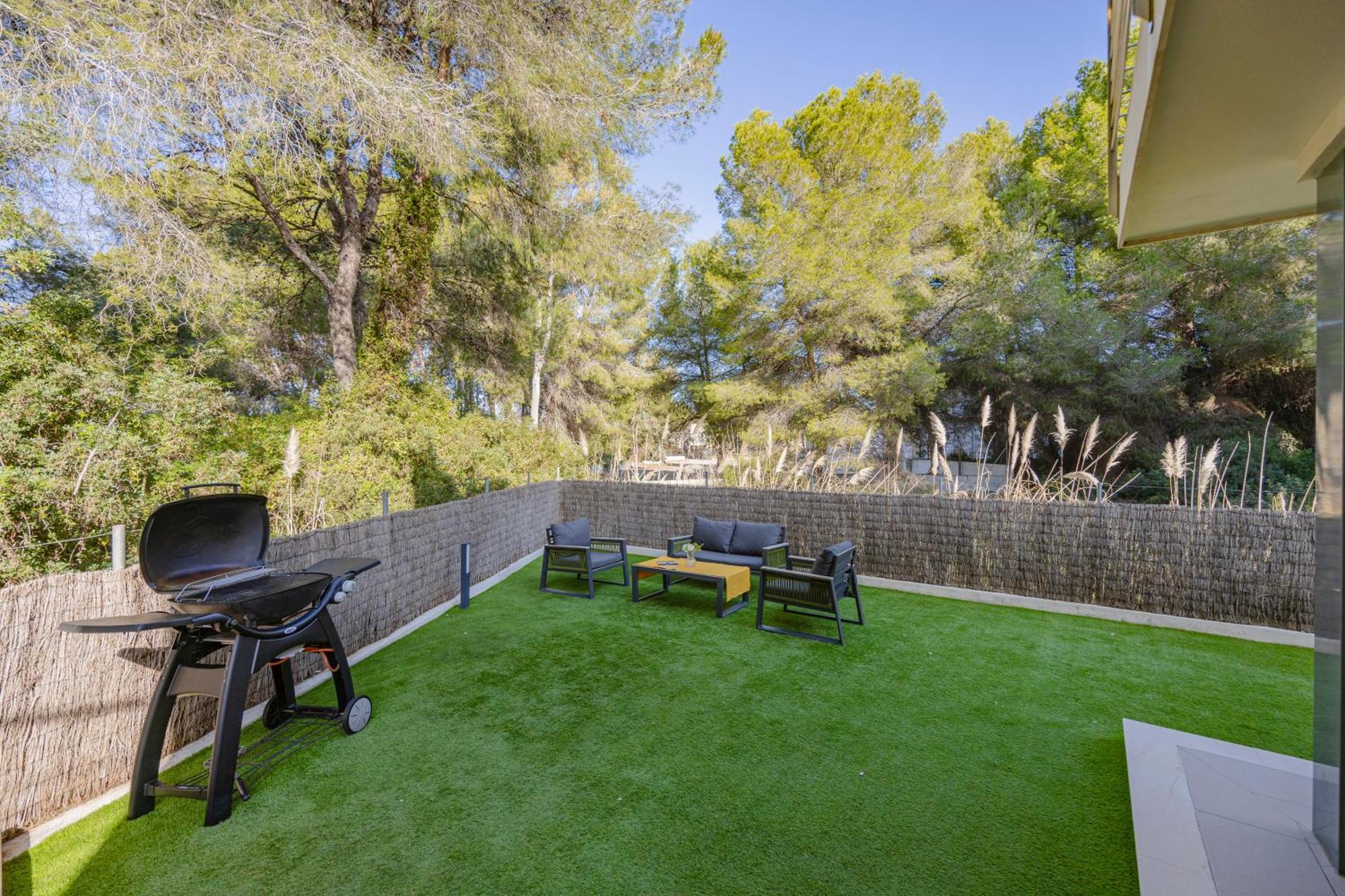 Villa Pam Beach House Playa De Muro - 200M To Beach With Hot Tub Alcudia  Eksteriør billede