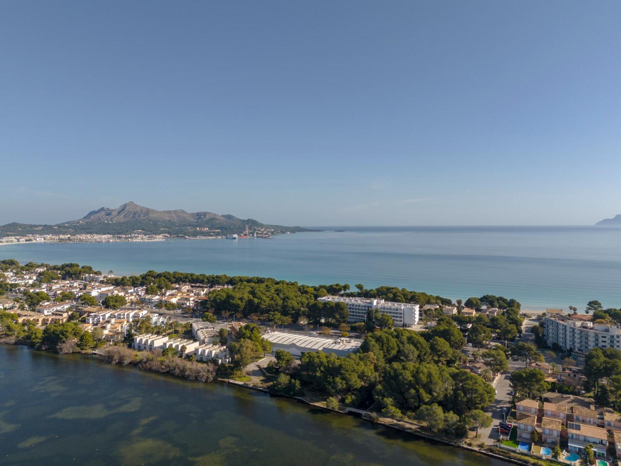 Villa Pam Beach House Playa De Muro - 200M To Beach With Hot Tub Alcudia  Eksteriør billede